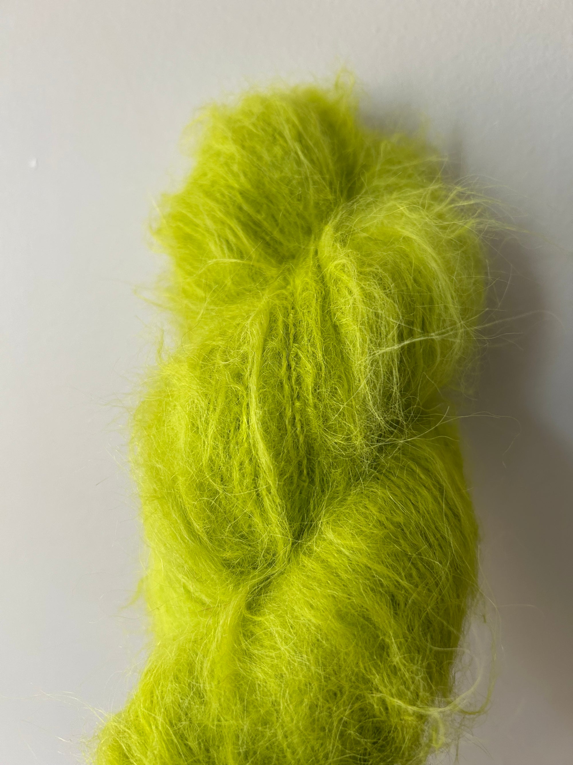 Grinch - Suri Alpaca DK