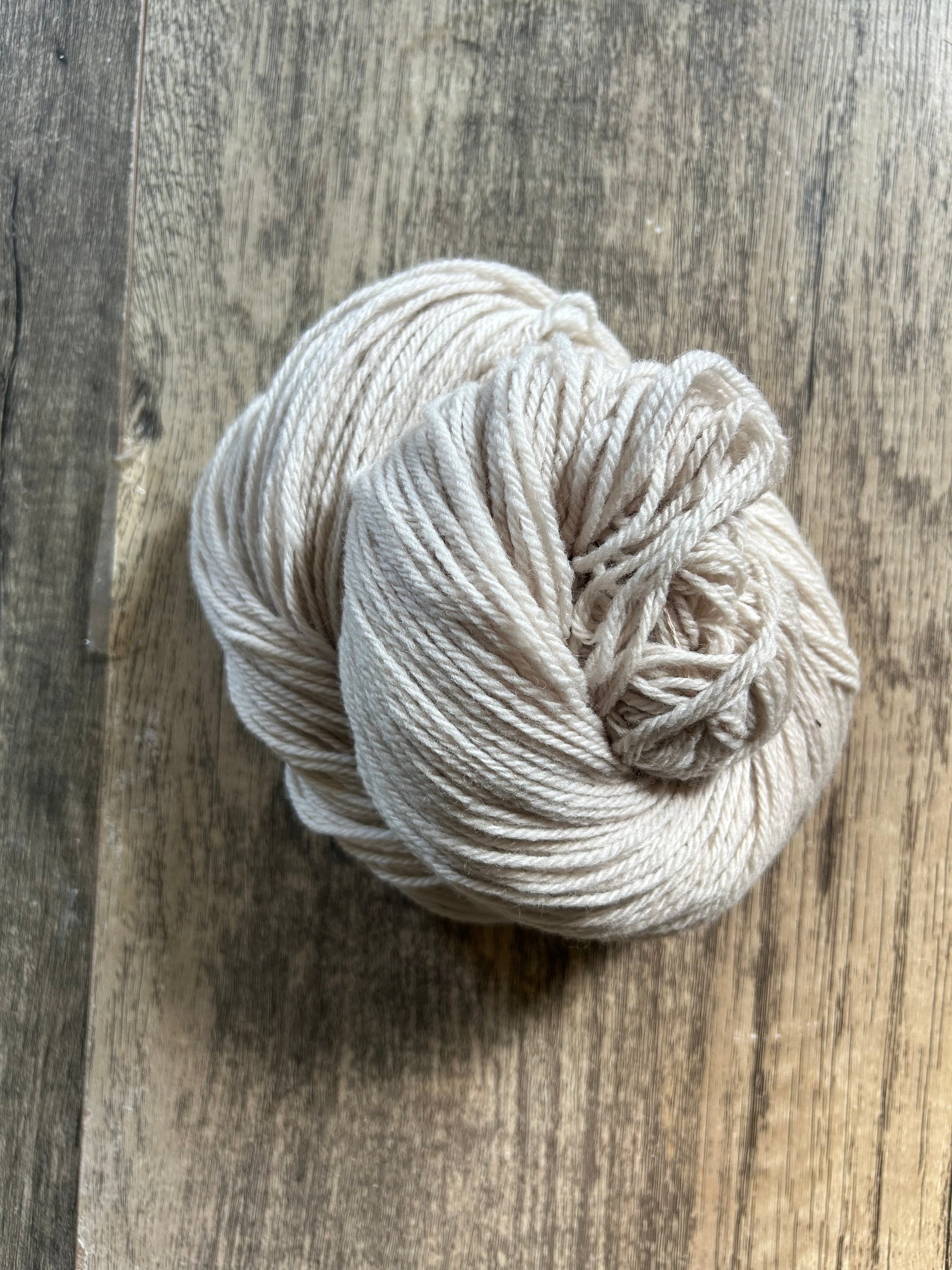 Linum - DK Corriedale Woolen Spun Yarn