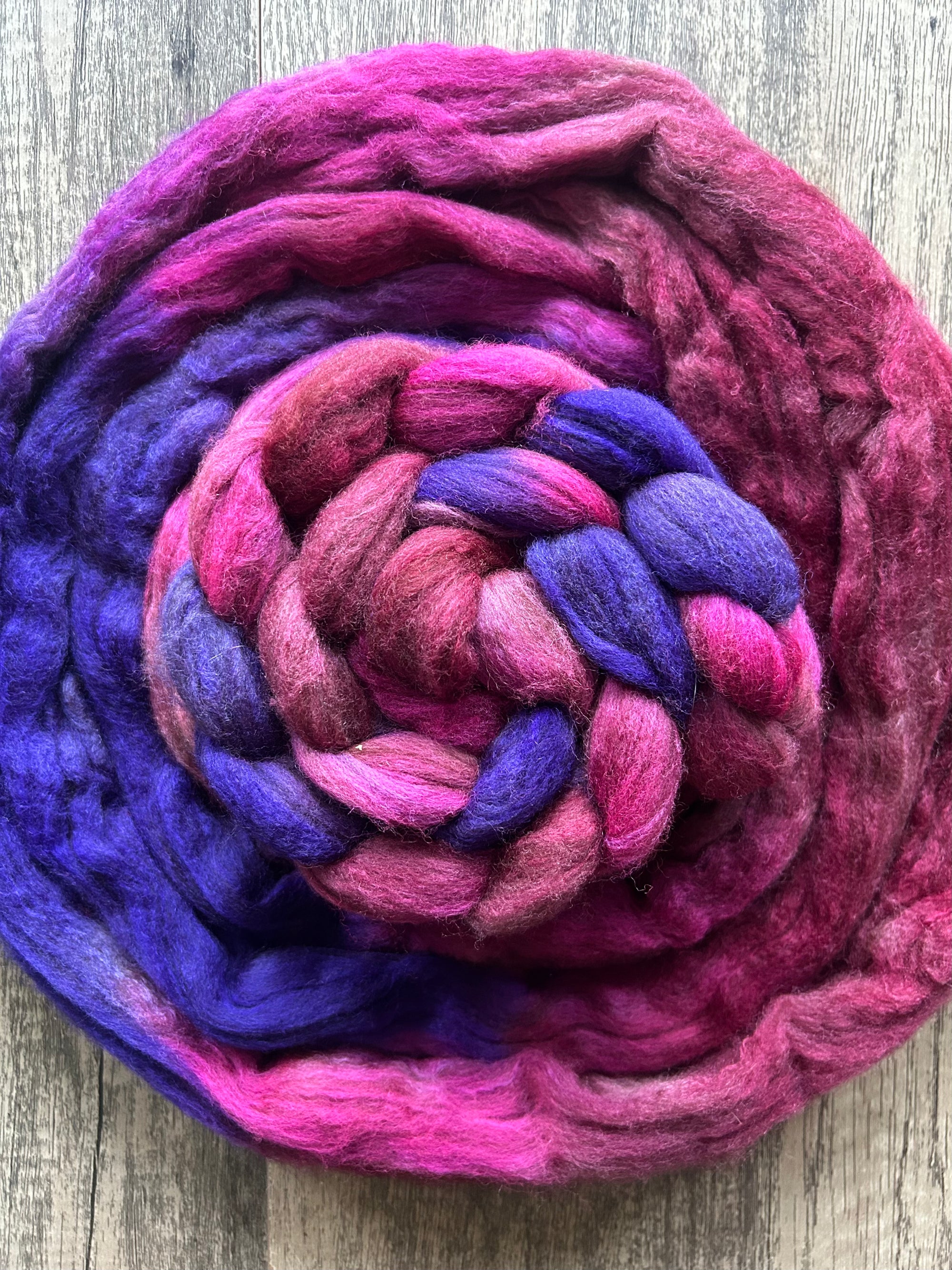 Pizazz - Polwarth/Llama/Silk