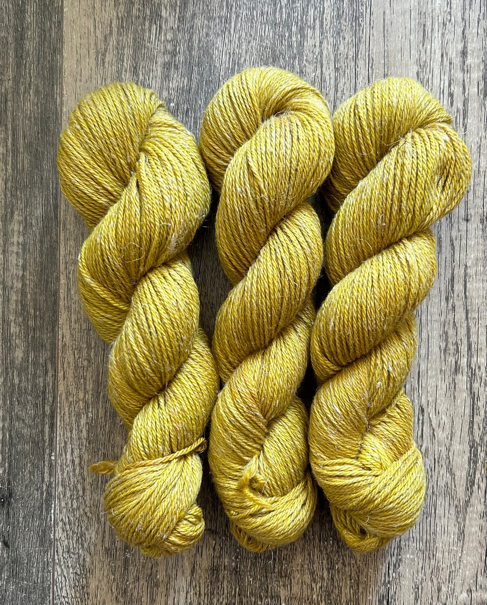Mellyellow - DK 70/30 Wool/Linen