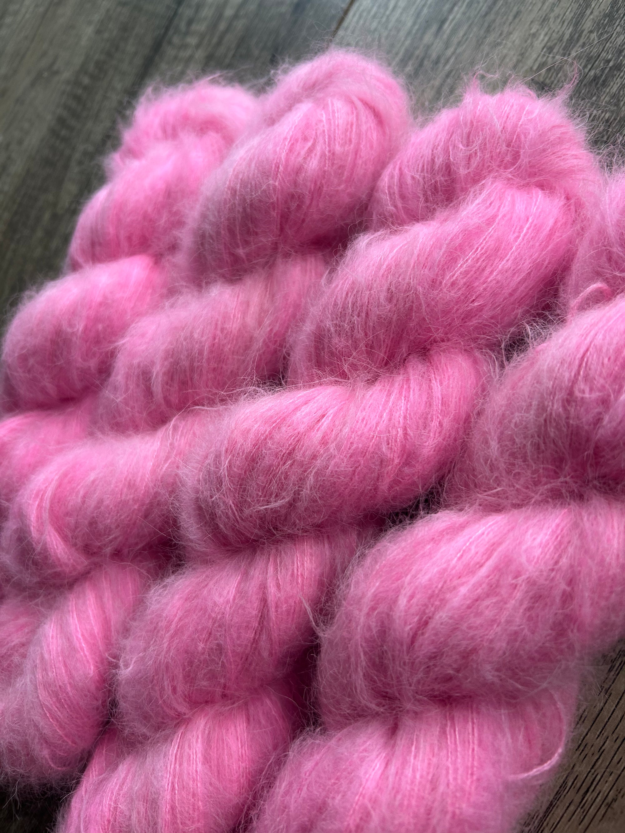 Flossy -  Suri Alpaca Silk Lace