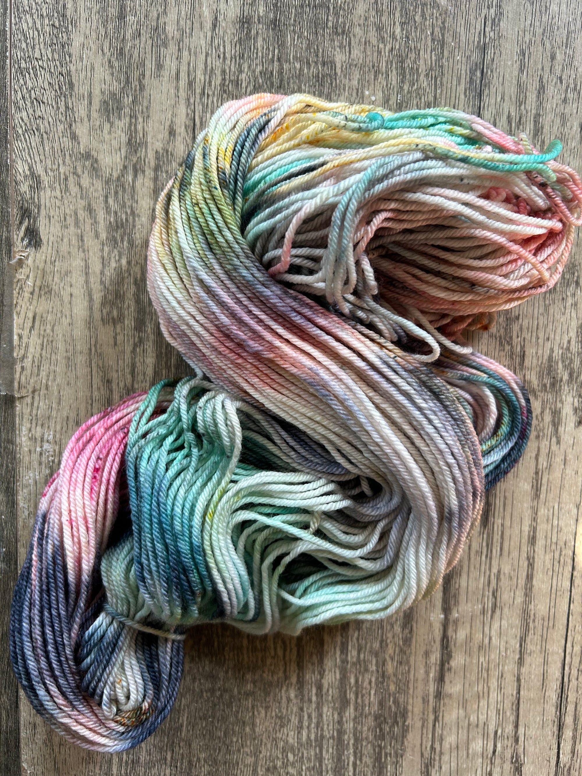 Hastings Sunrise - DK 85/15 SW Merino/Nylon