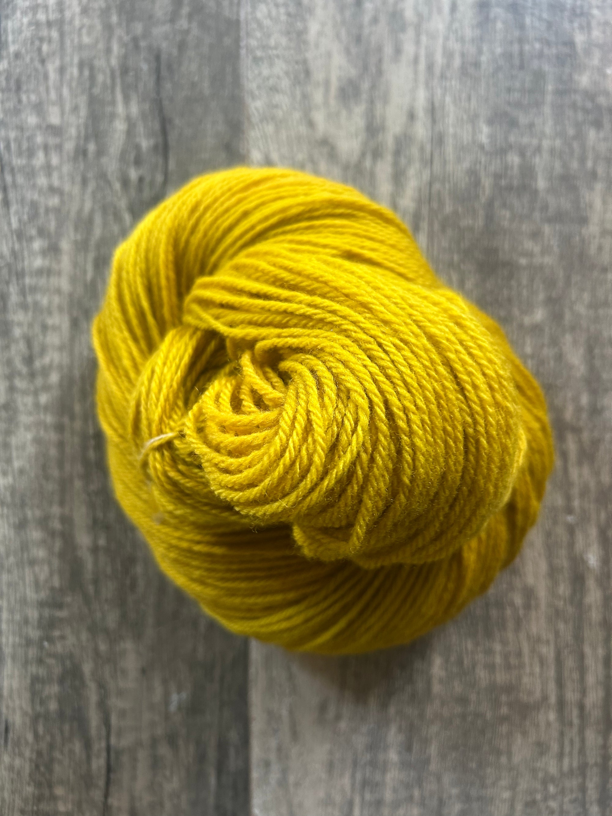 Mellyellow - DK Corriedale Woolen Spun Yarn