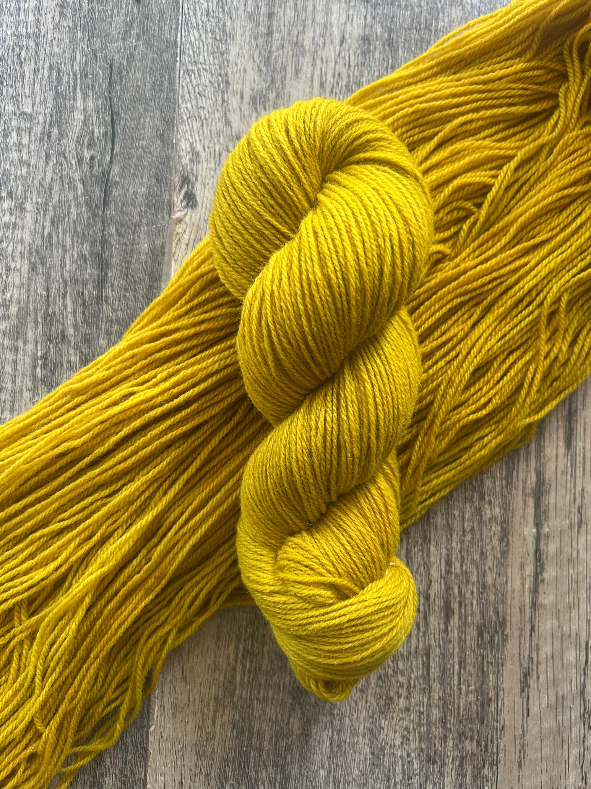 Mellyellow - DK Corriedale Woolen Spun Yarn