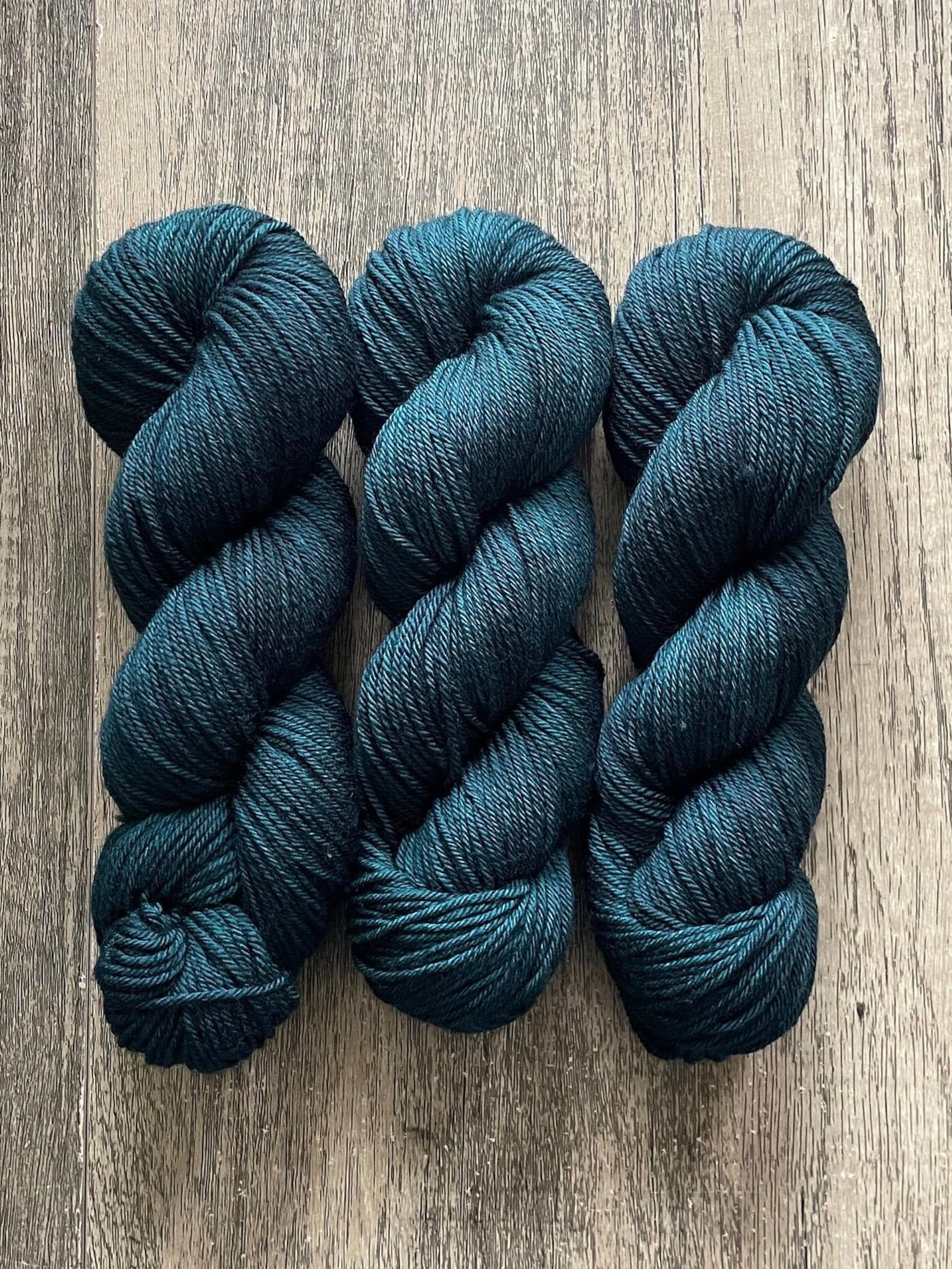 Grackle - DK 85/15 SW Merino/Nylon