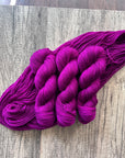 Fuchsia - DK 85/15 SW Merino/Nylon