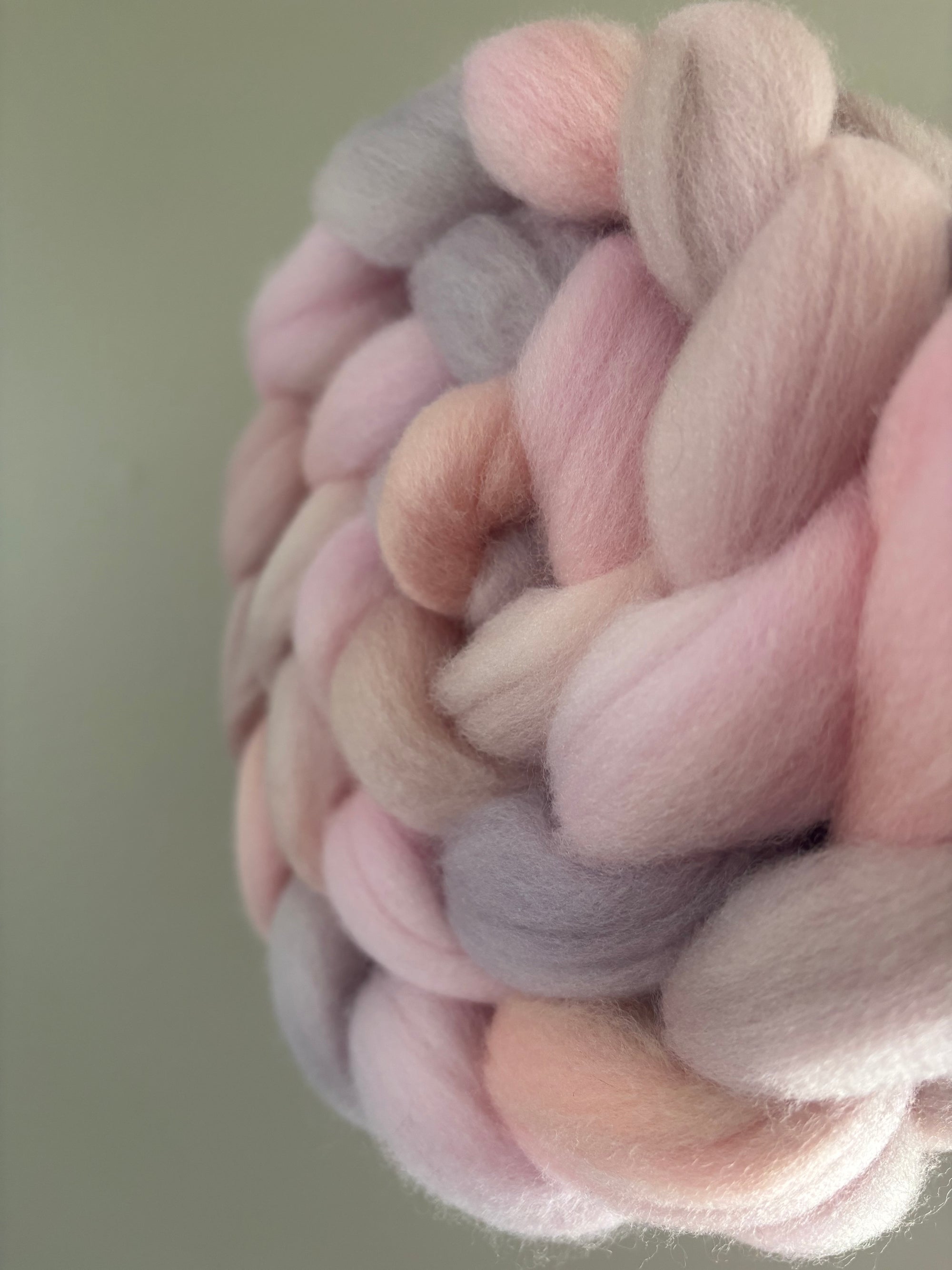 Miffed - Pearl (21.5 micron) Haunui Fibre