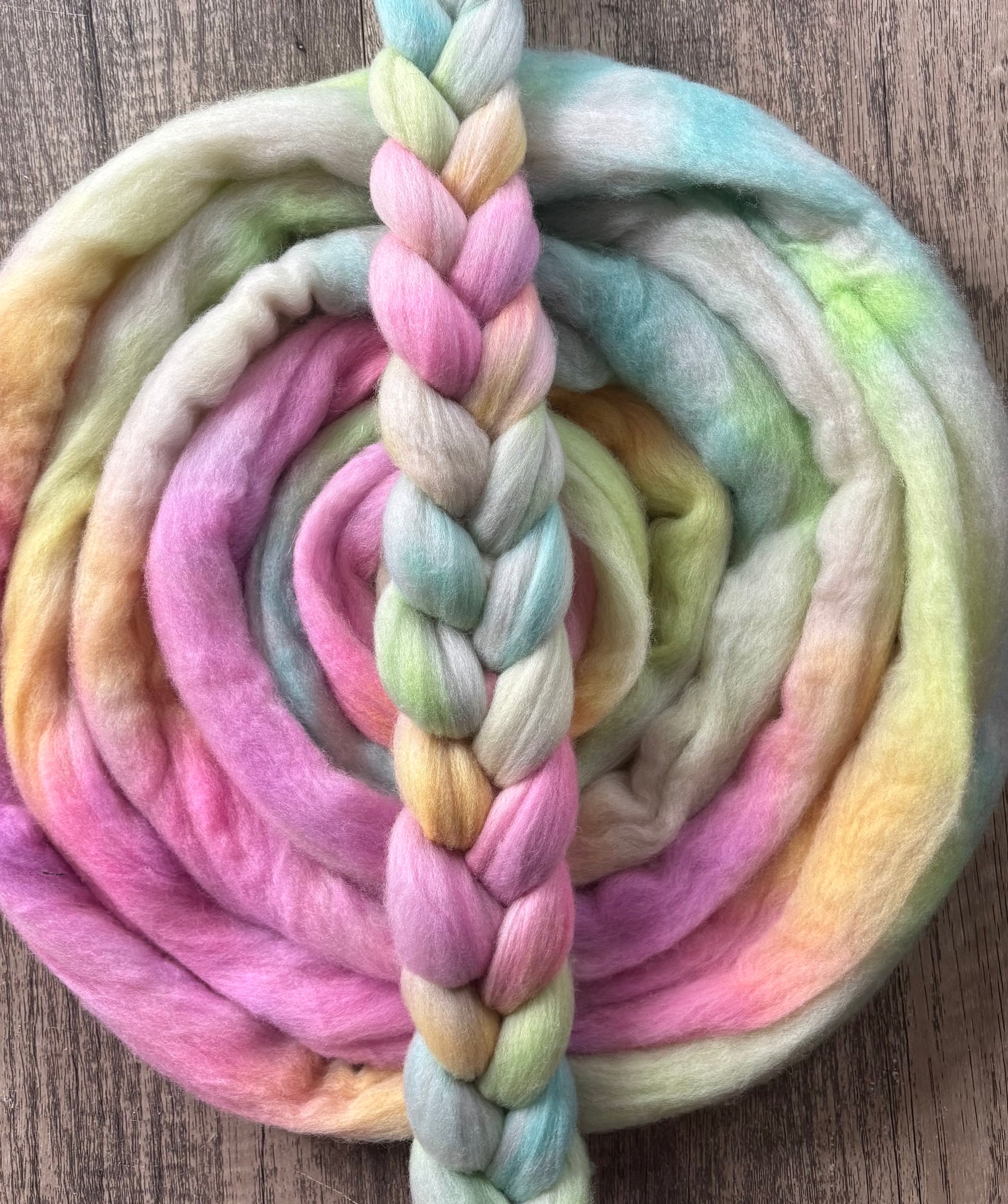 Rainbow Lite - Fog (18.4 micron) Haunui Fibre