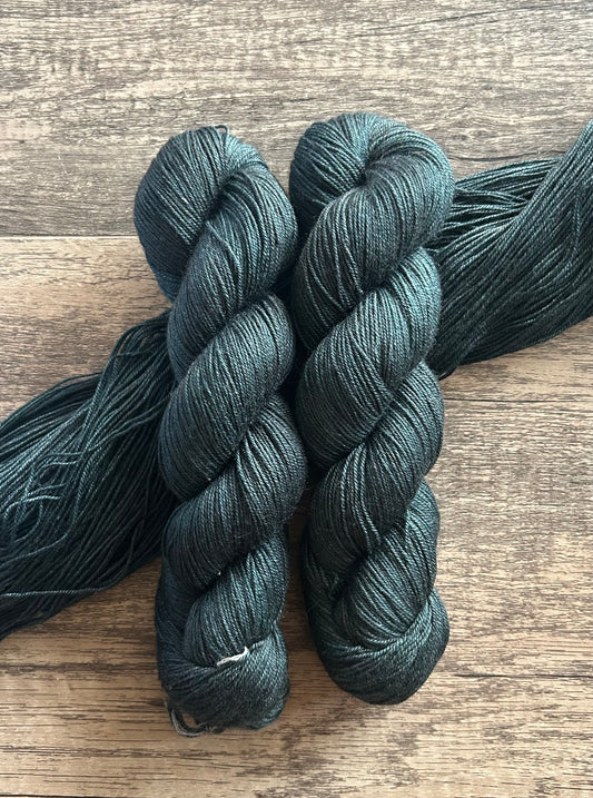 Grackle - Merino/Silk/Yak Fingering