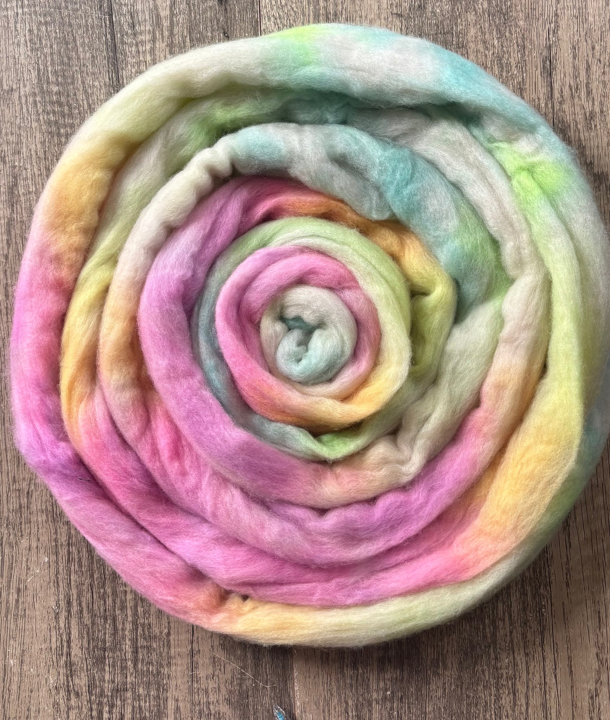 Rainbow Lite - Fog (18.4 micron) Haunui Fibre