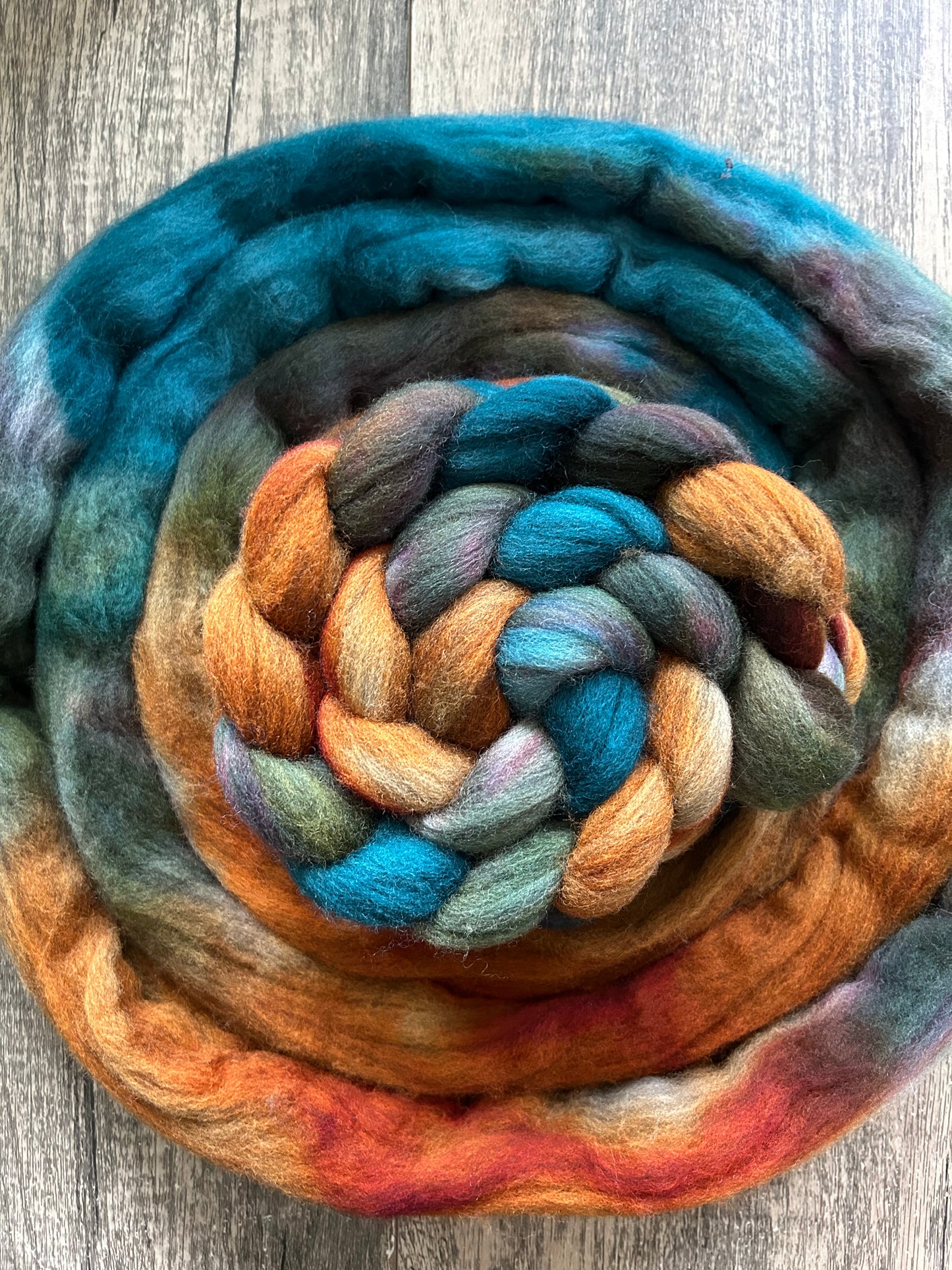 Tide Pool - Non Superwash Grey Merino Fibre