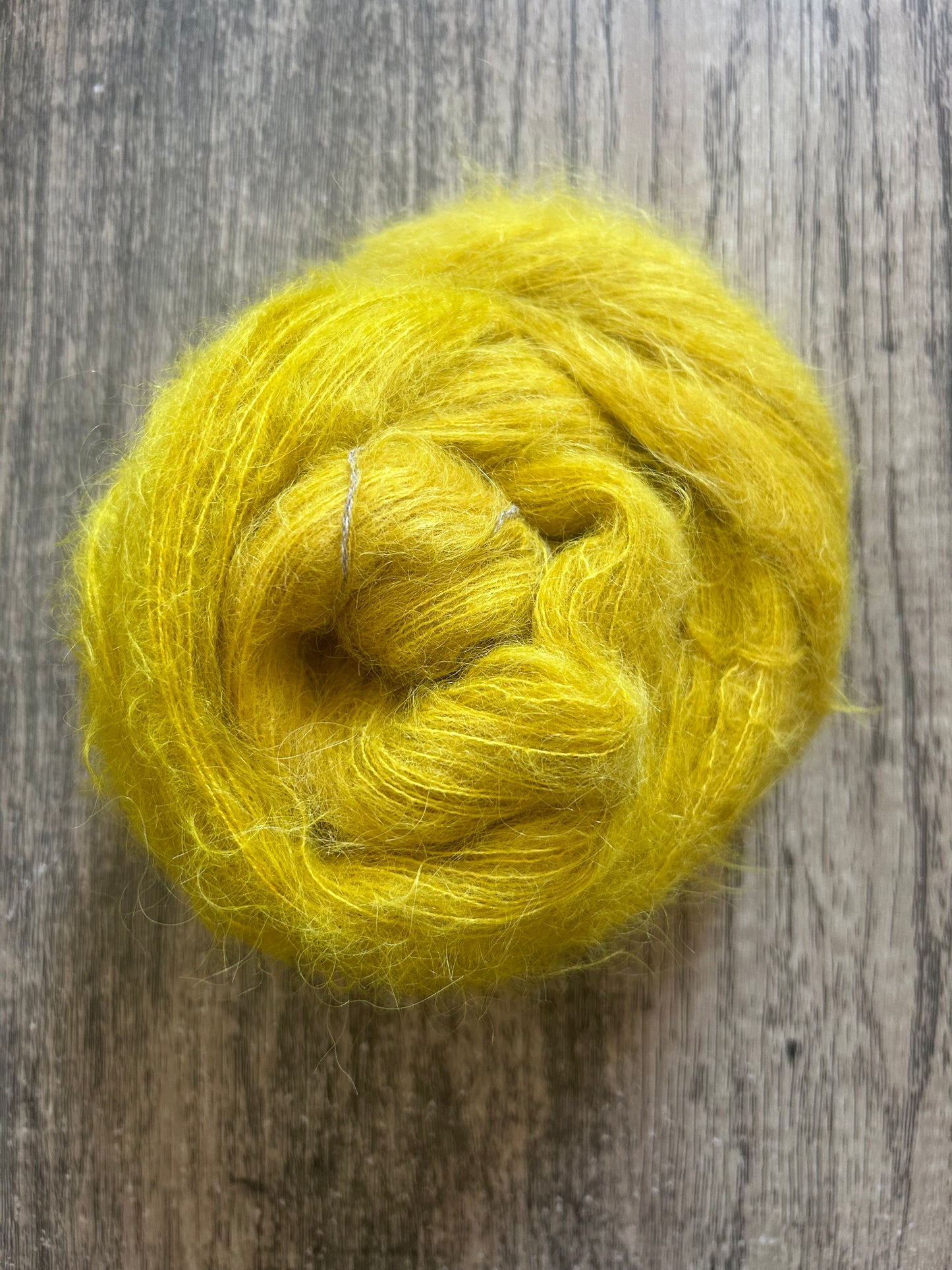 Mellyellow -  Suri Alpaca Silk Lace