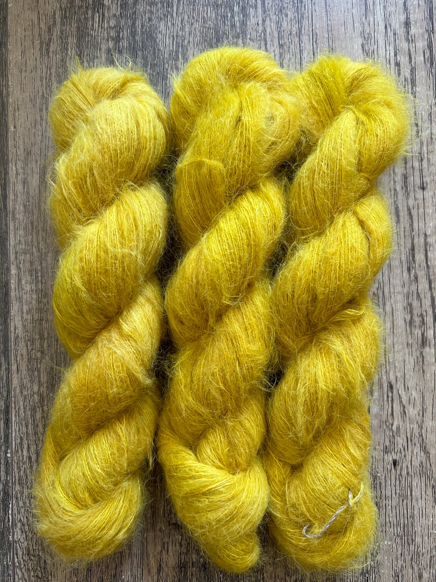 Mellyellow -  Suri Alpaca Silk Lace