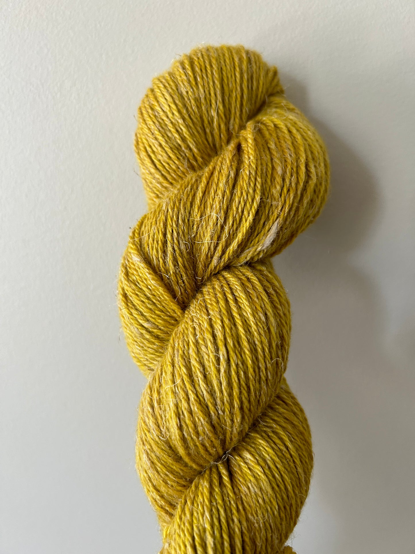 Mellyellow - DK 70/30 Wool/Linen