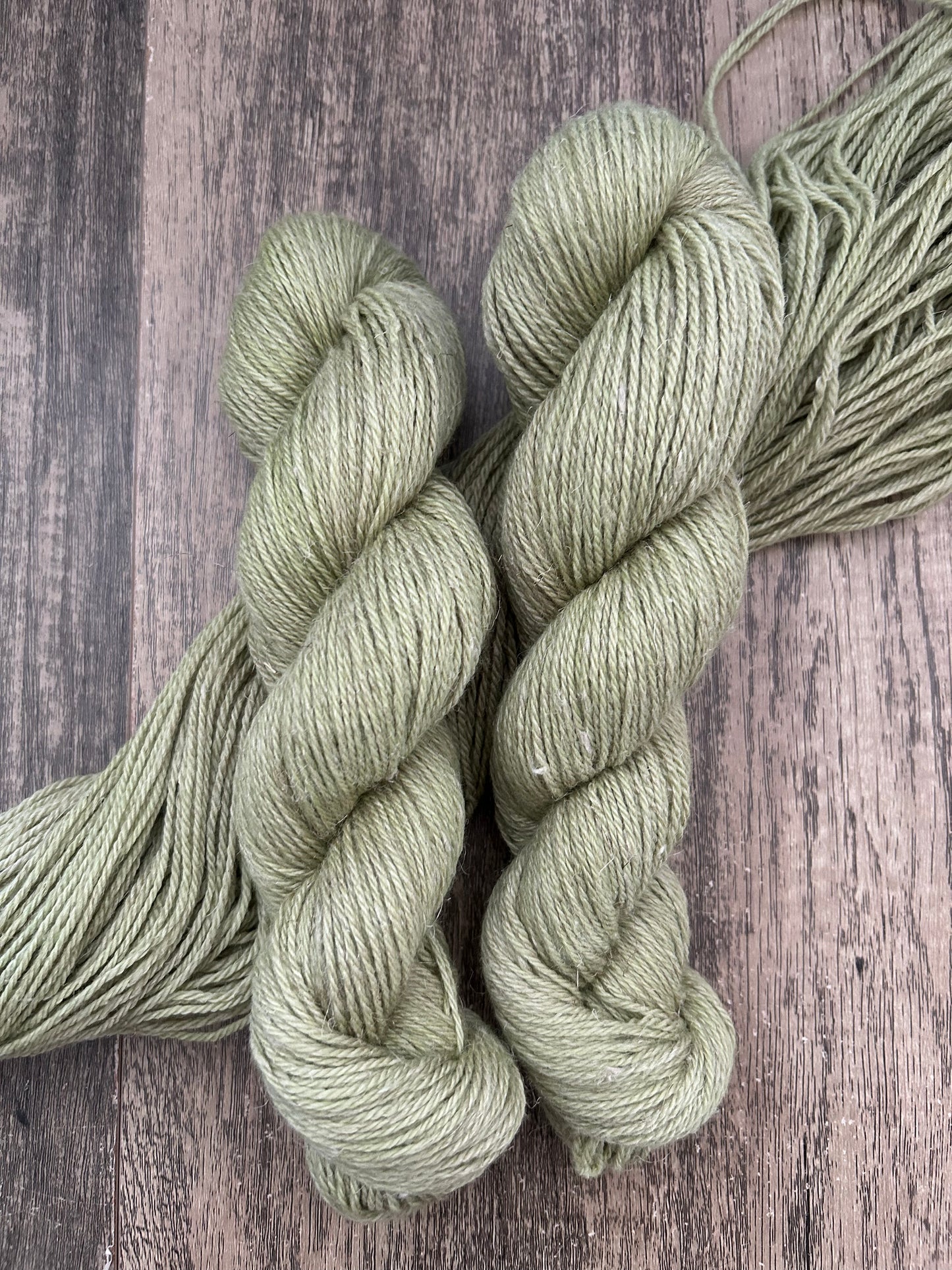 Sub-Lime - DK 70/30 Wool/Linen