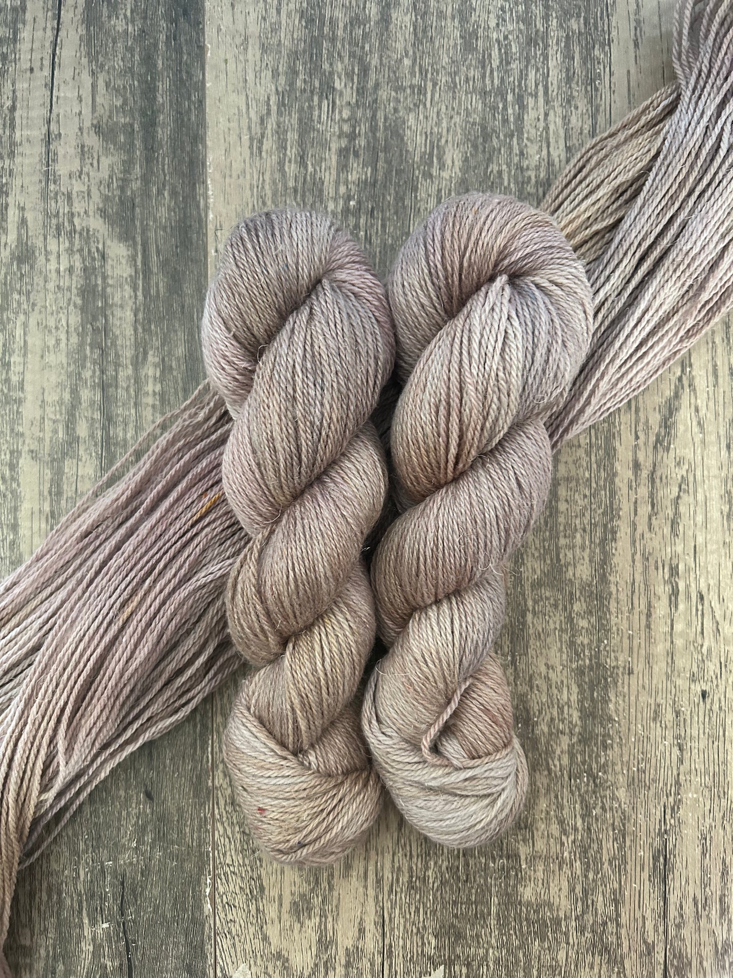 Mauve Misfit - DK 70/30 Wool/Linen