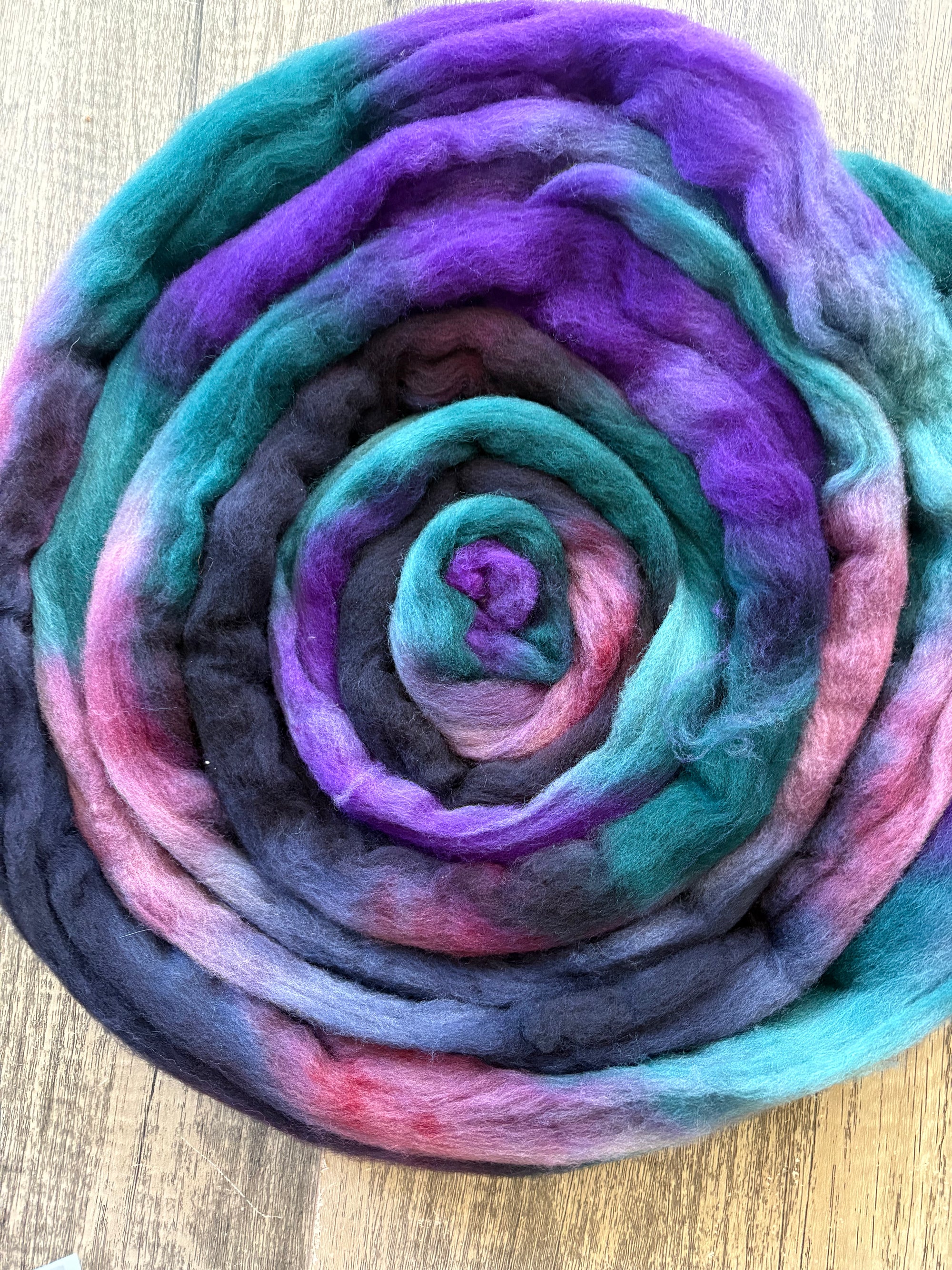 Villainous - Stone (20.6 micron) Haunui Fibre