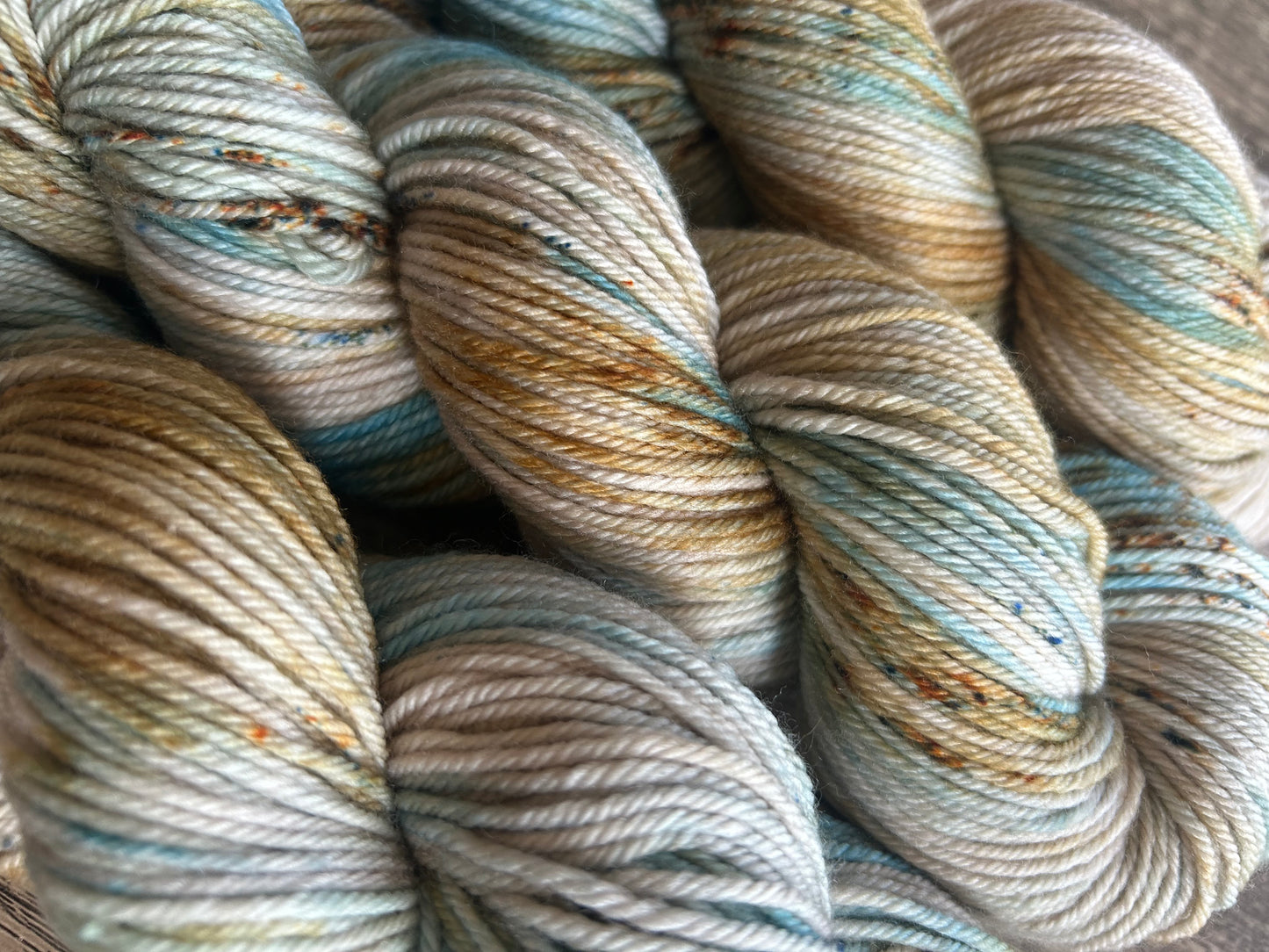 Agates - DK 85/15 SW Merino/Nylon