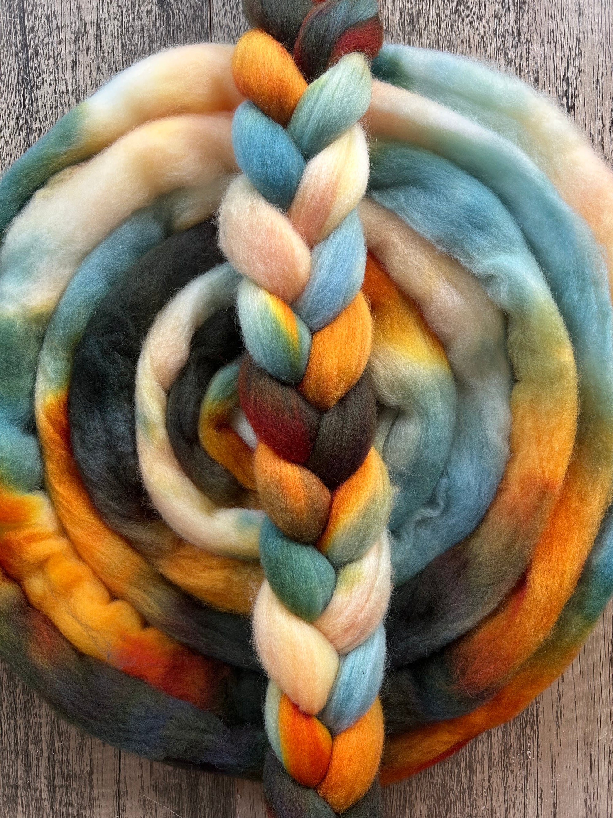 Mushroom Hunt - Pearl (21.5 micron) Haunui Fibre