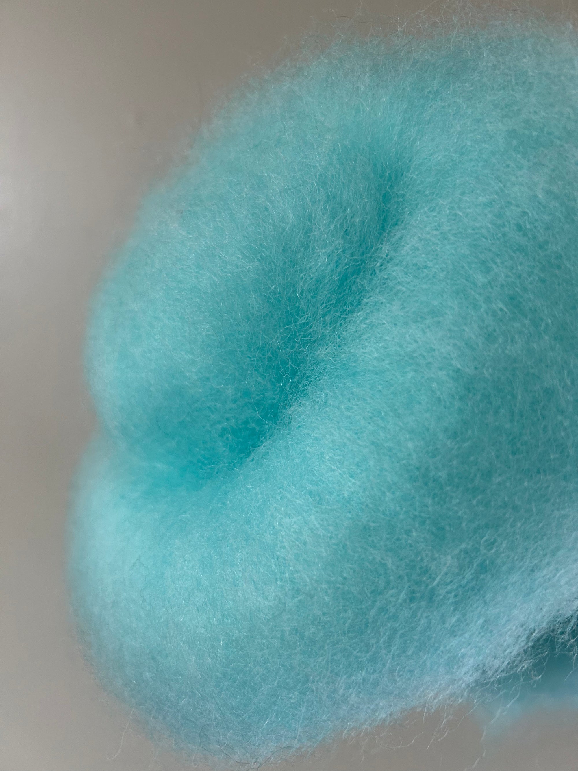 Hand Dyed/Carded Batt - 100% Romney (Aqua)