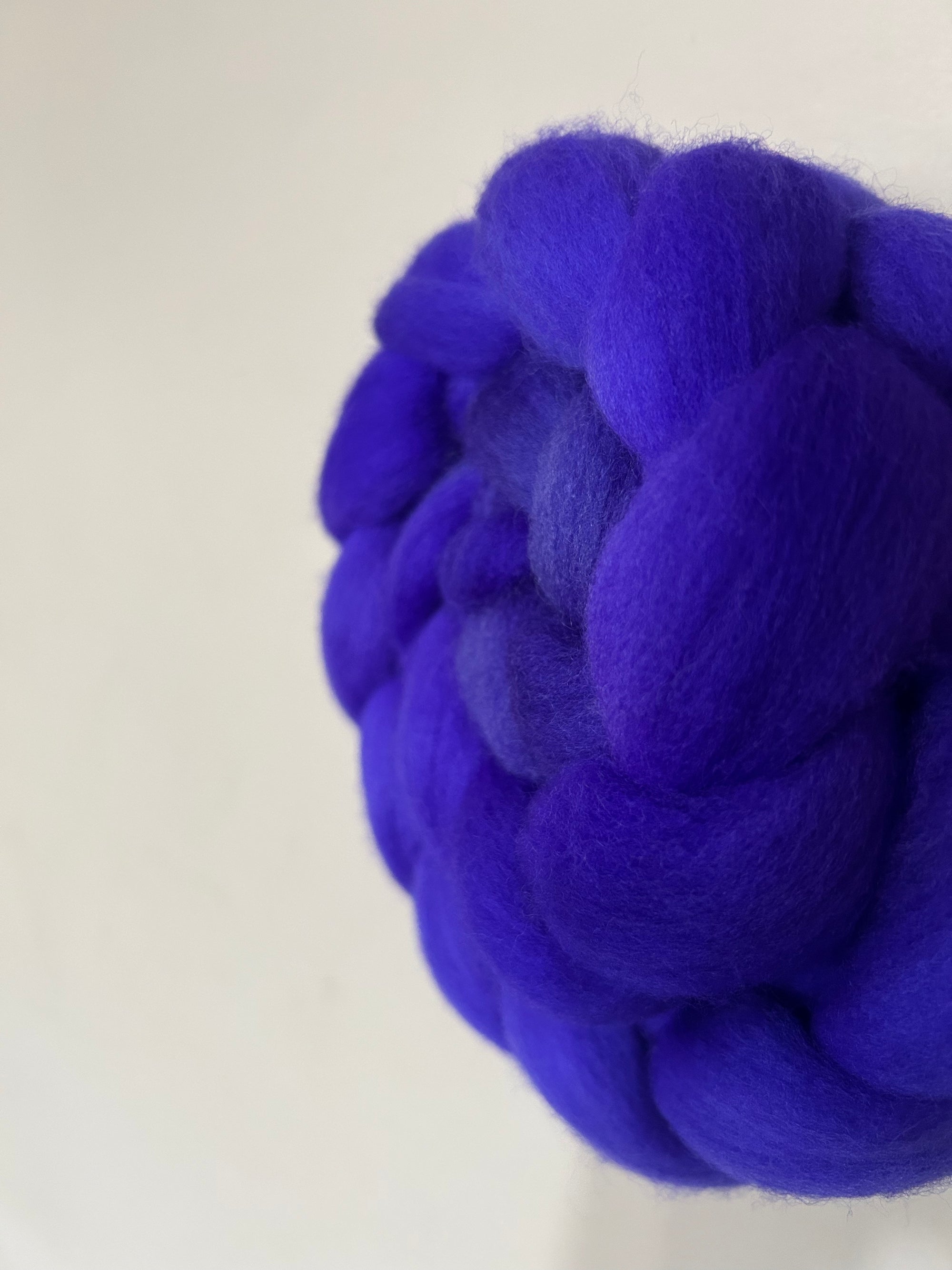 Vibrant Violet - Cormo Fibre