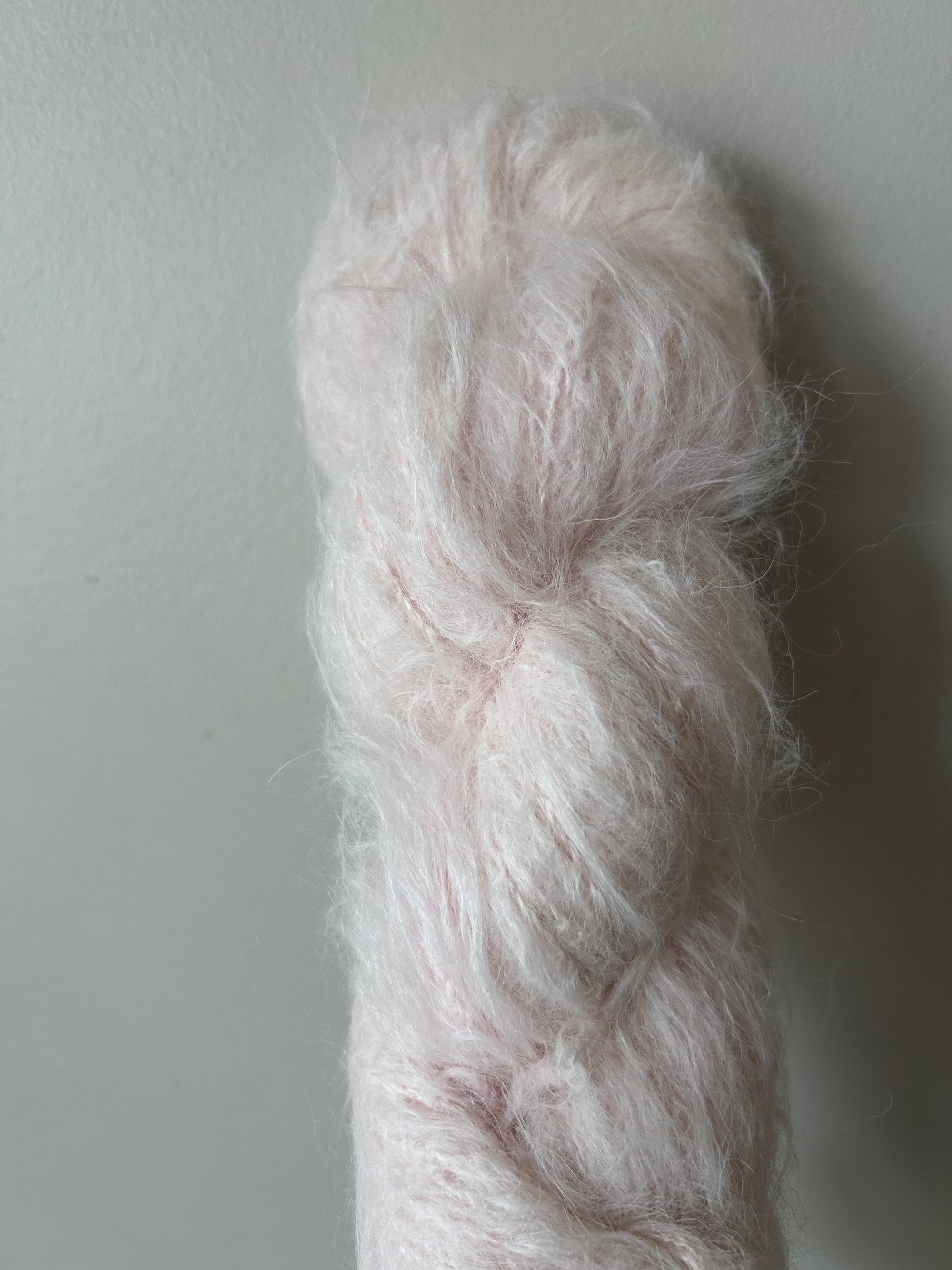 First Kiss - Suri Alpaca DK