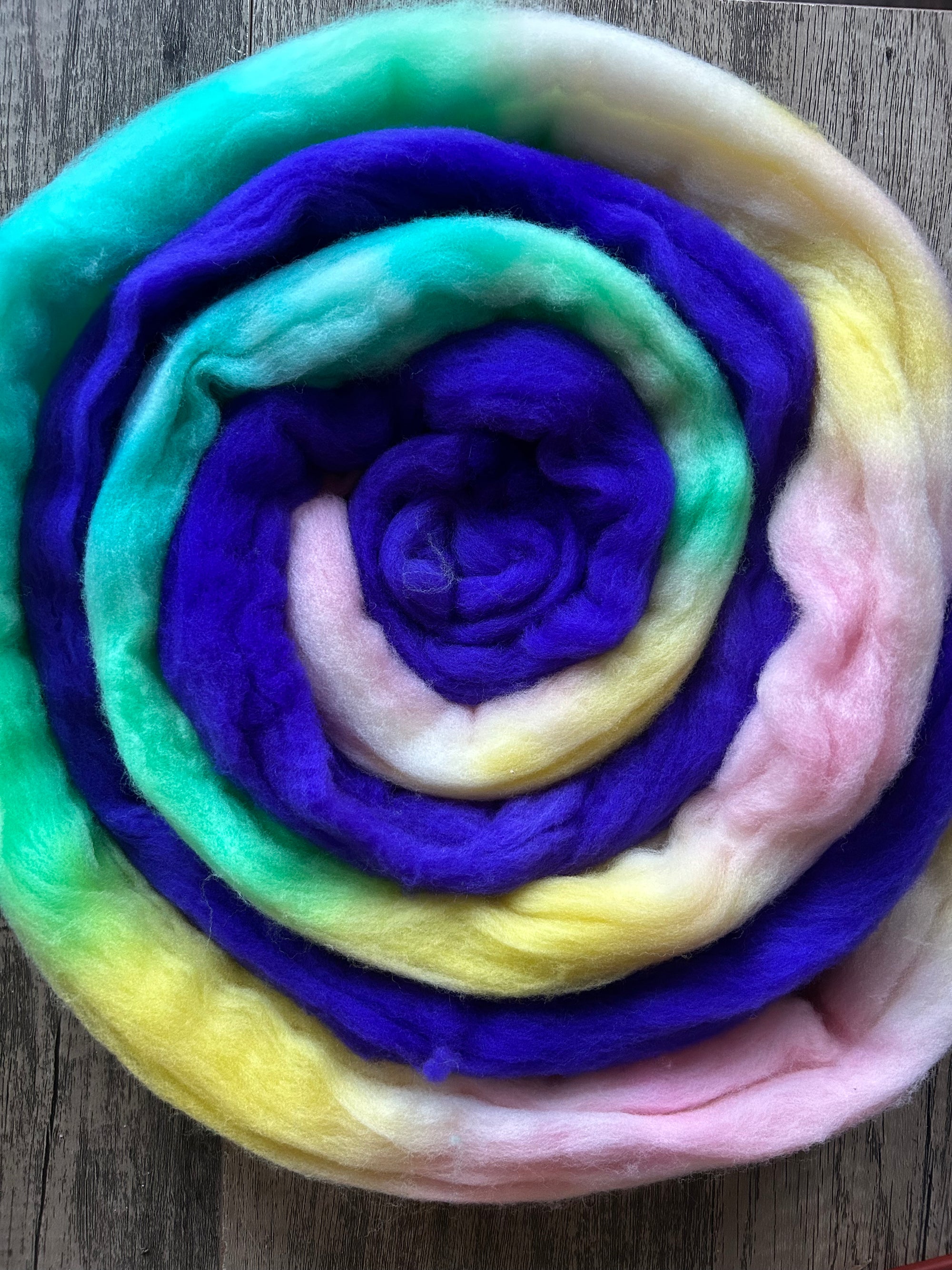 Cackle Berry -  Non SW Rambouillet Fibre