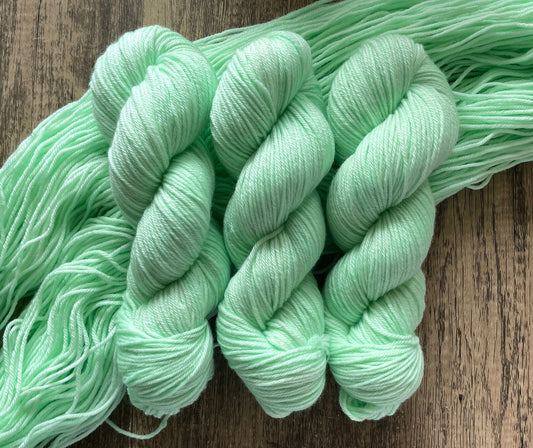 Minted - DK 85/15 SW Merino/Nylon